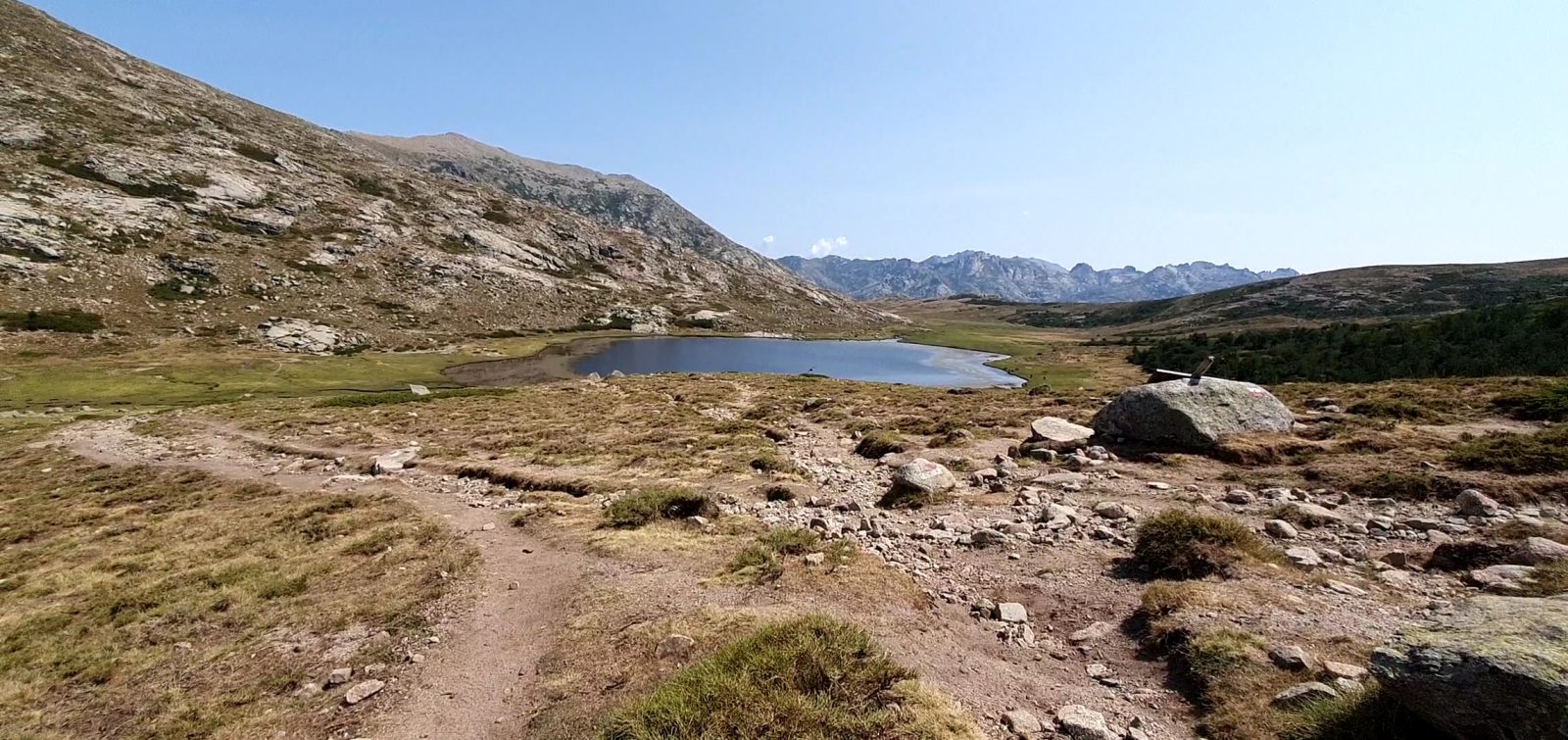 Hiking and walking around Sagone