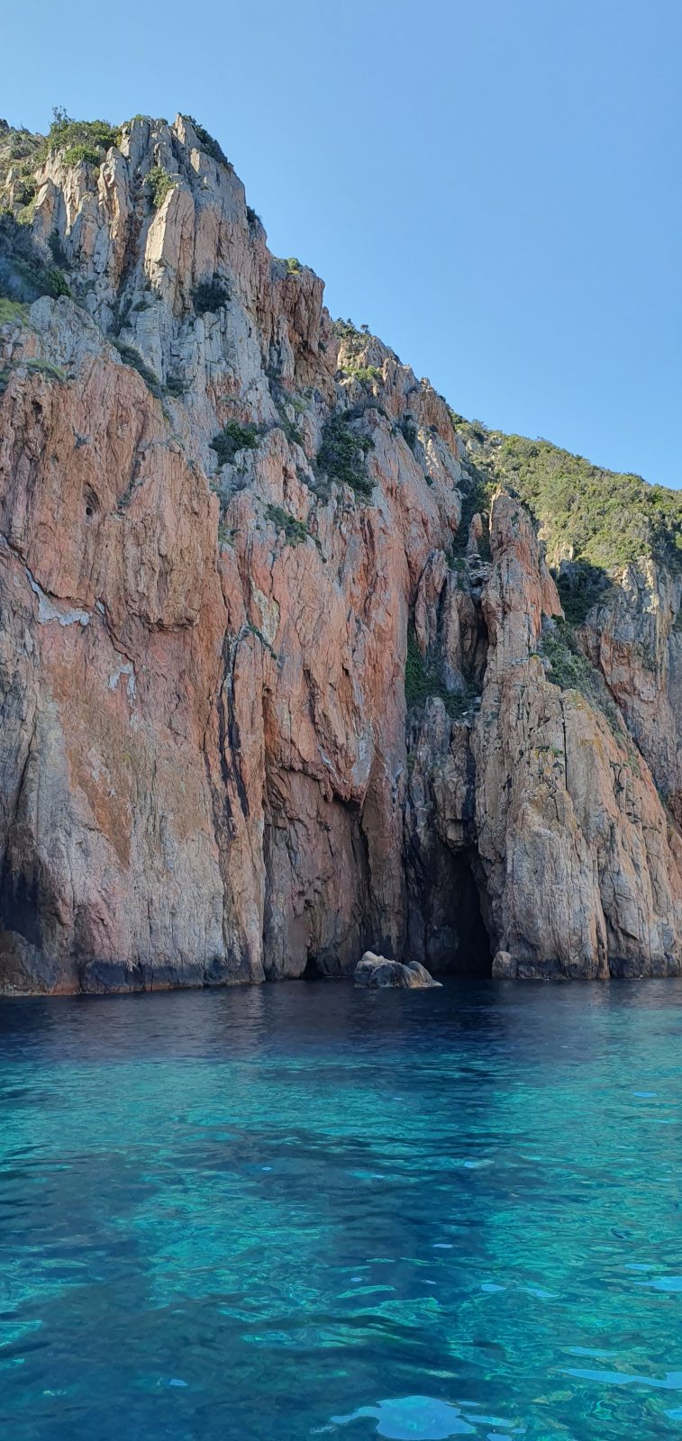 Scandola y Girolata en barco desde el golfo de Sagona